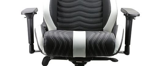 gaming chair1.jpg